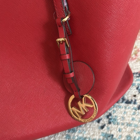 Authentic Michael Kors tote **see description - Picture 5 of 6